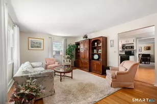 9 Stanton Rd, North Haven, CT 06473 - Photo 3