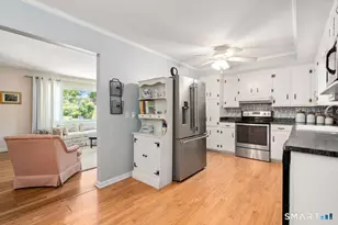 9 Stanton Rd, North Haven, CT 06473 - Photo 9