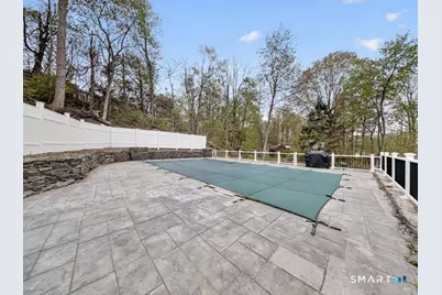 20 Oakridge Road, Trumbull, CT 06611 - Photo 31
