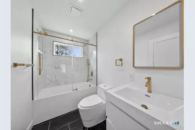 20 Oakridge Road, Trumbull, CT 06611 - Photo 23