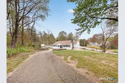 20 Oakridge Road, Trumbull, CT 06611 - Photo 25