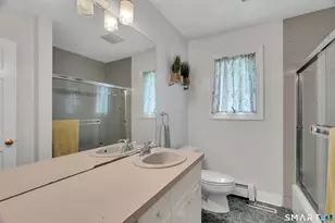 37 Woodside Dr, Branford, CT 06405 - Photo 25