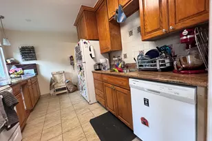 59 Rock Spring Rd, Stamford, CT 06906 - Photo 9