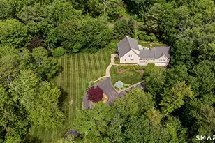 31 Blueberry Hill Rd, Bridgewater, CT 06752 - Photo 3