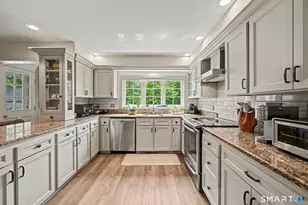 31 Blueberry Hill Rd, Bridgewater, CT 06752 - Photo 15