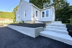 234 Skokorat Rd, Beacon Falls, CT 06403 - Photo 7