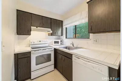 30 Kay Lane #K, Waterbury, CT 06708 - Photo 9