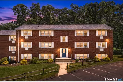 41 Briarwood Lane #F, Branford, CT 06405 - Photo 1