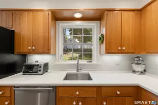 13 Devon Rd, Darien, CT 06820 - Photo 13