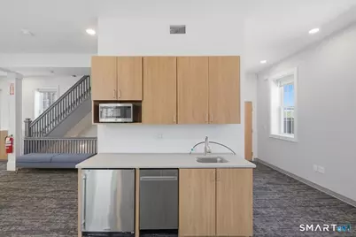 40 Bank Street, New London, CT 06320 - Photo 7