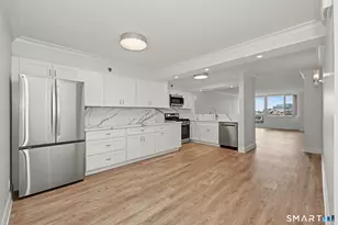 25 Forest St, Stamford, CT 06901 - Photo 3