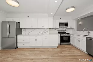 25 Forest St, Stamford, CT 06901 - Photo 5