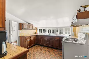 871 Ridgefield Rd, Wilton, CT 06897 - Photo 21