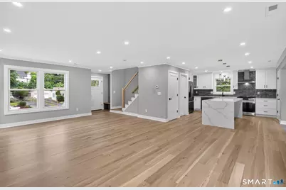 10 Cutrone Road, Norwalk, CT 06850 - Photo 5