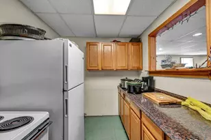 61 Maple Ave, Wallingford, CT 06492 - Photo 7