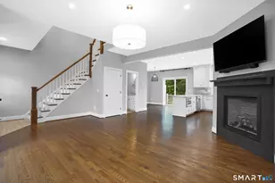 204 Mountain Rd, Suffield, CT 06078 - Photo 7