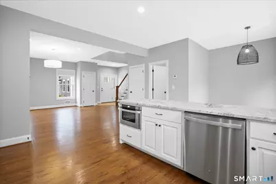 204 Mountain Road #F, Suffield, CT 06078 - Photo 13