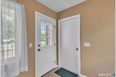 19 Alberta Street, Windsor Locks, CT 06096 - Photo 23