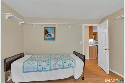 19 Alberta Street, Windsor Locks, CT 06096 - Photo 15