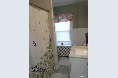 241 Henry Street, Manchester, CT 06042 - Photo 27