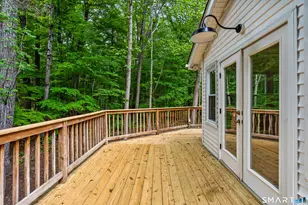 19 Fawn Dr, Woodbridge, CT 06525 - Photo 19