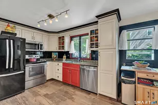 199 Forest St Ext, Hamden, CT 06518 - Photo 15