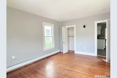 271 Glen Street, New Britain, CT 06053 - Photo 9