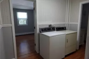 212 W Main St, Milford, CT 06460 - Photo 5