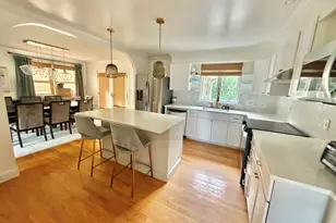 23 Welch Rd, North Haven, CT 06473 - Photo 5