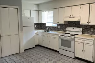 909 Hamilton Ave, Waterbury, CT 06706 - Photo 5