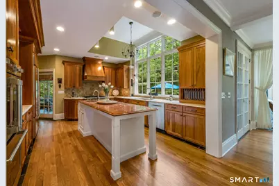 13 School House Lane, Simsbury, CT 06070 - Photo 9
