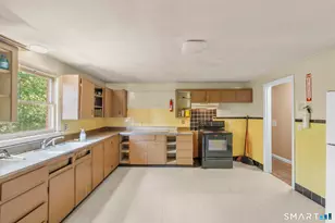 193 Hampton St, Hartford, CT 06120 - Photo 11