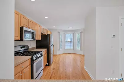 1405 Briar Woods Lane #1405, Danbury, CT 06810 - Photo 9