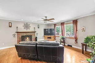 279 Pastors Walk, Monroe, CT 06468 - Photo 5