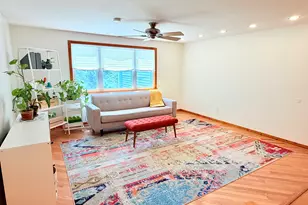 10 E Gate Ln, Hamden, CT 06514 - Photo 3