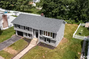 105 Ursini Dr, Hamden, CT 06514 - Photo 5