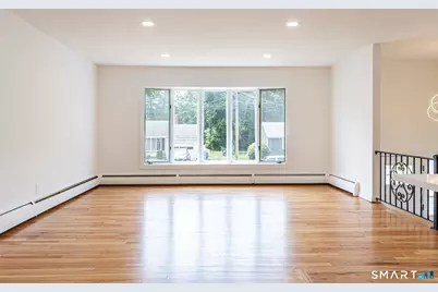 105 Ursini Drive, Hamden, CT 06514 - Photo 9