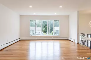 105 Ursini Dr, Hamden, CT 06514 - Photo 9