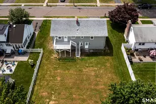 105 Ursini Dr, Hamden, CT 06514 - Photo 33