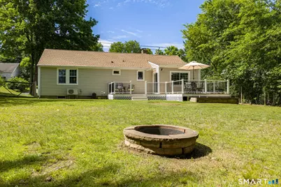 32 Parsons Road, Enfield, CT 06082 - Photo 15