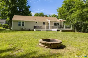 32 Parsons Rd, Enfield, CT 06082 - Photo 15