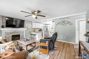 32 Parsons Rd, Enfield, CT 06082 - Photo 17