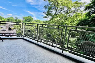 91 Strawberry Hill Ave, Stamford, CT 06902 - Photo 9