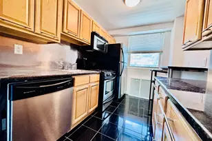 91 Strawberry Hill Ave, Stamford, CT 06902 - Photo 5