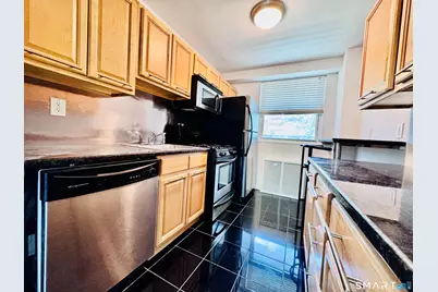 91 Strawberry Hill Avenue #425, Stamford, CT 06902 - Photo 3