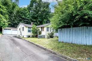 70 Dodgingtown Rd, Bethel, CT 06801 - Photo 25