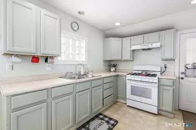 70 Dodgingtown Road, Bethel, CT 06801 - Photo 7