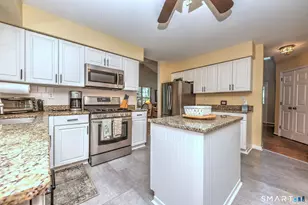 39 Lookout Hill Rd, Milford, CT 06461 - Photo 11