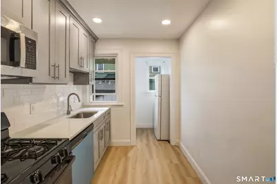57 Washington Circle, West Hartford, CT 06119 - Photo 3