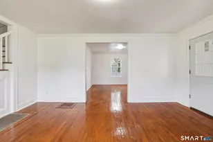 57 Washington Cir, West Hartford, CT 06119 - Photo 7